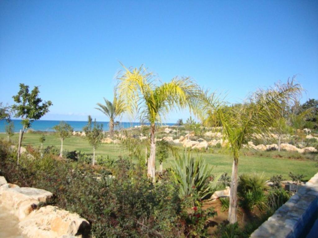 Villa Saraliana Sandy Beach Villas - Heated Pool - Jacuzzi - Private Beach Area Polis Ruang foto
