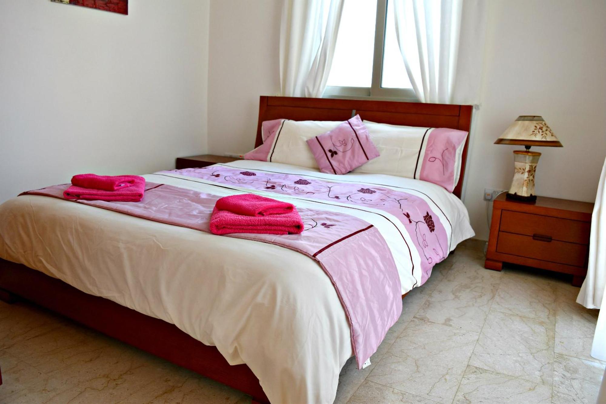 Villa Saraliana Sandy Beach Villas - Heated Pool - Jacuzzi - Private Beach Area Polis Bagian luar foto