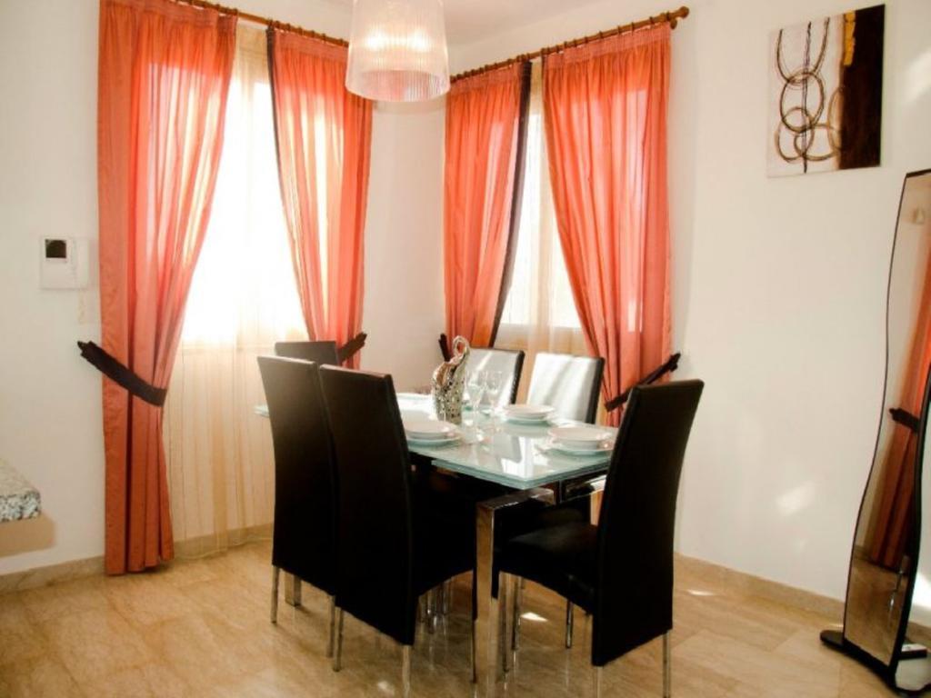 Villa Saraliana Sandy Beach Villas - Heated Pool - Jacuzzi - Private Beach Area Polis Ruang foto